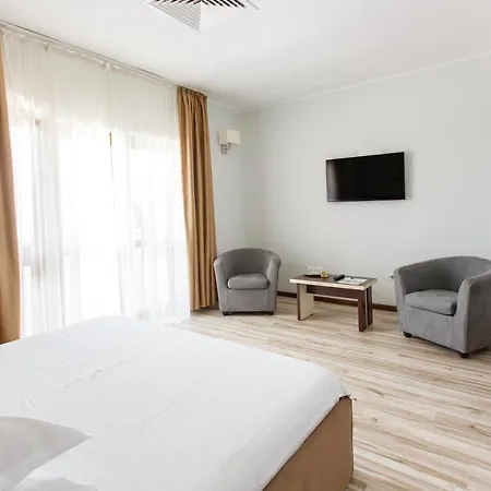 Nautic Sport Club Szálloda 3*