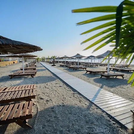 Szálloda Nautic Sport Club