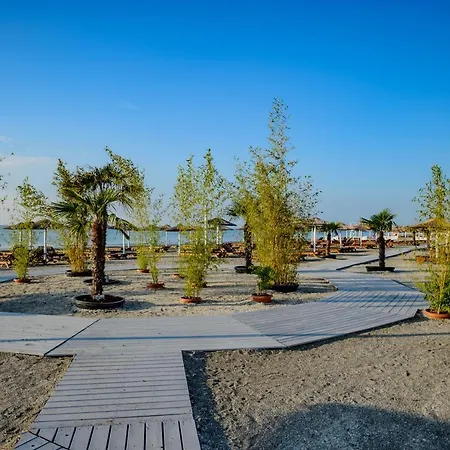 Nautic Sport Club Hotel 3*